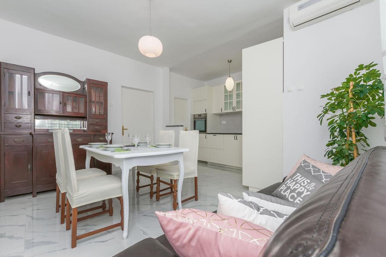Apartments Jasna Омиш Экстерьер фото