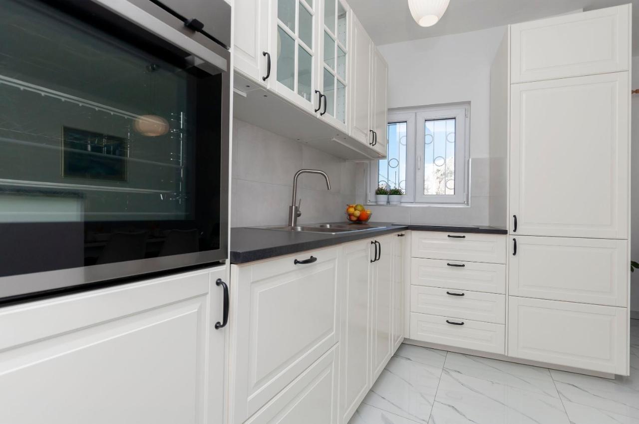 Apartments Jasna Омиш Экстерьер фото