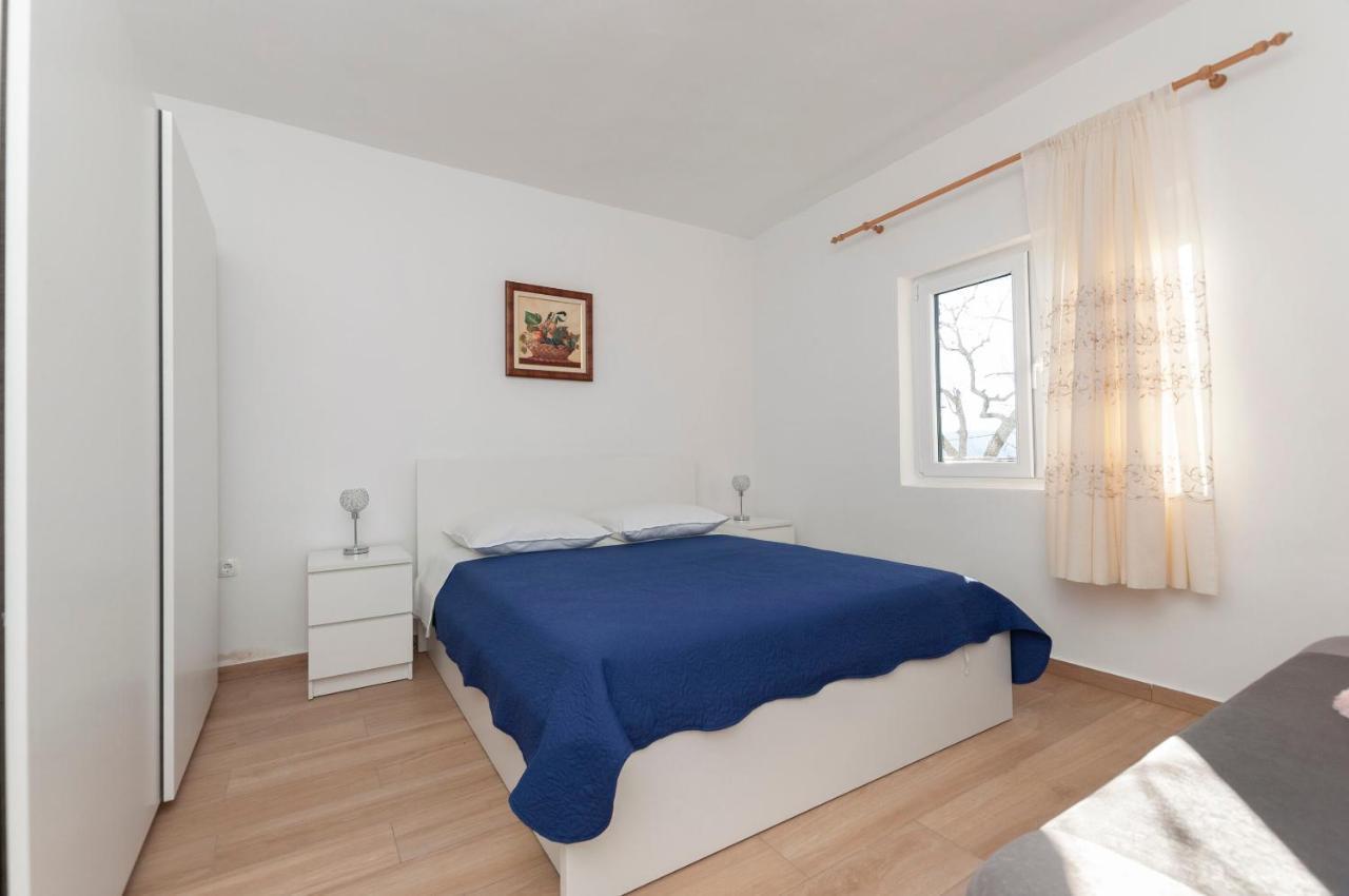 Apartments Jasna Омиш Экстерьер фото
